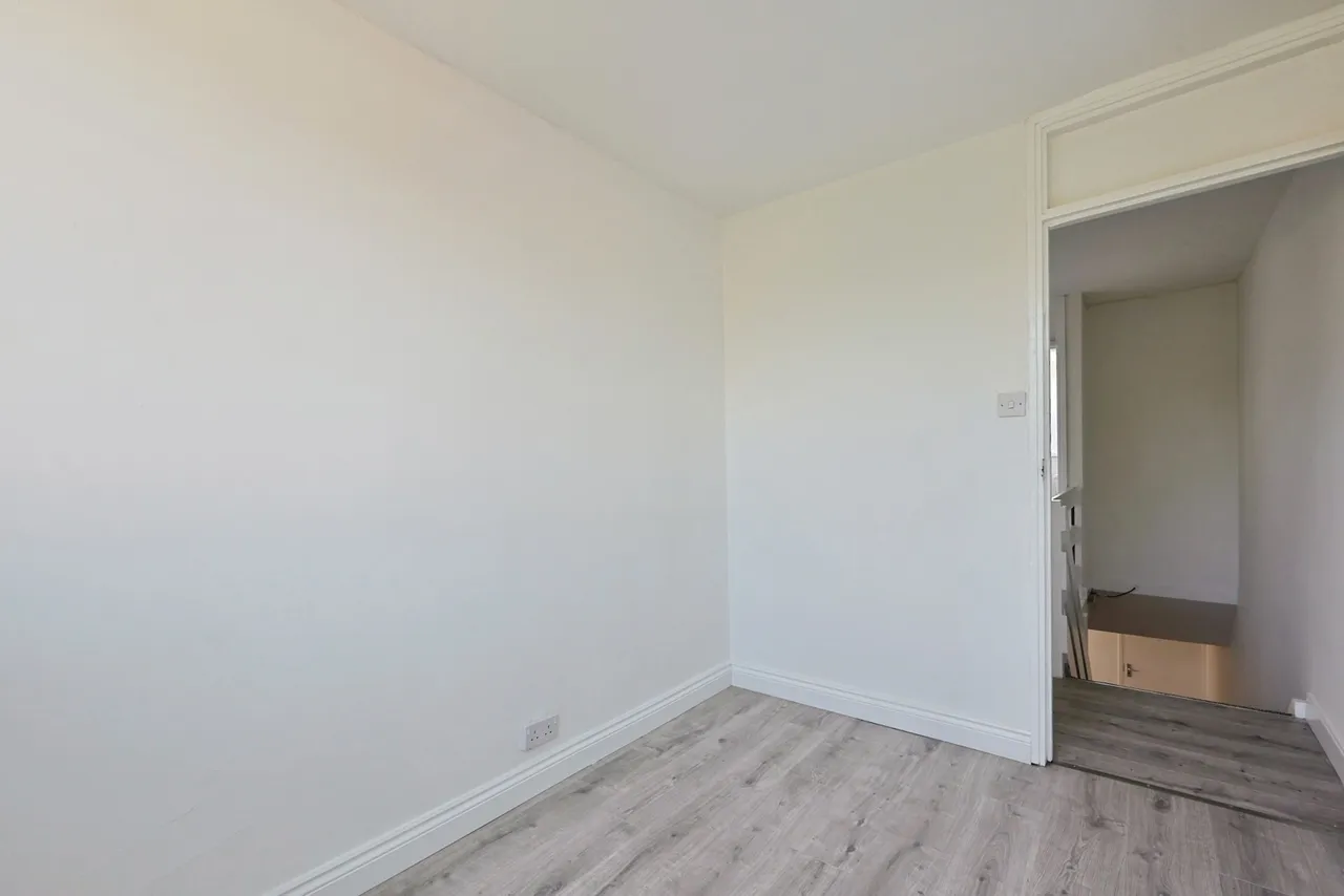 Cottingham Road, London, SW8, photo 2