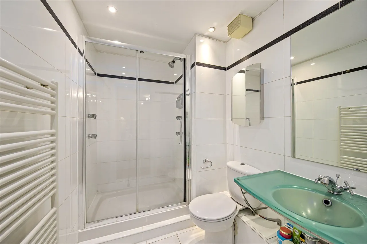 Blake Mews, High Park Road, TW9, photo 9