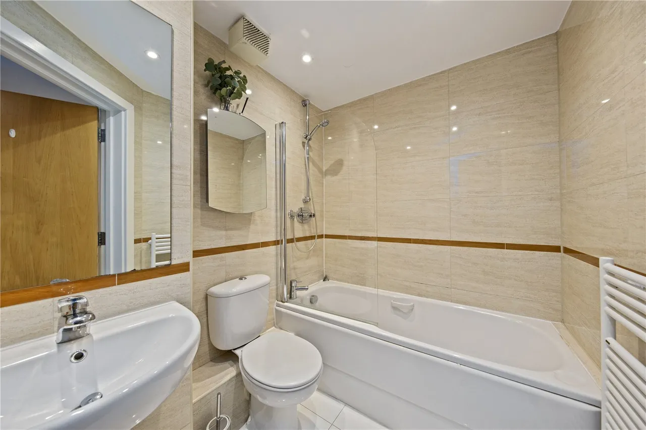 Blake Mews, High Park Road, TW9, photo 11