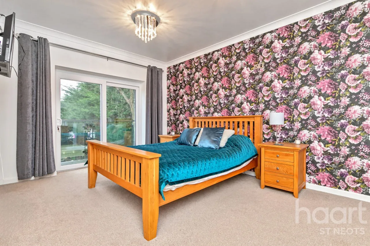 Great North Road, St Neots, PE19, photo 18