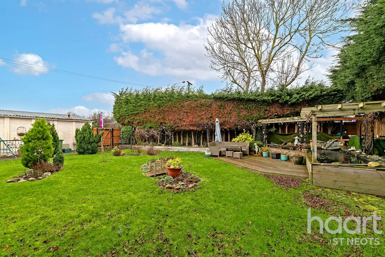 Great North Road, St Neots, PE19, photo 38