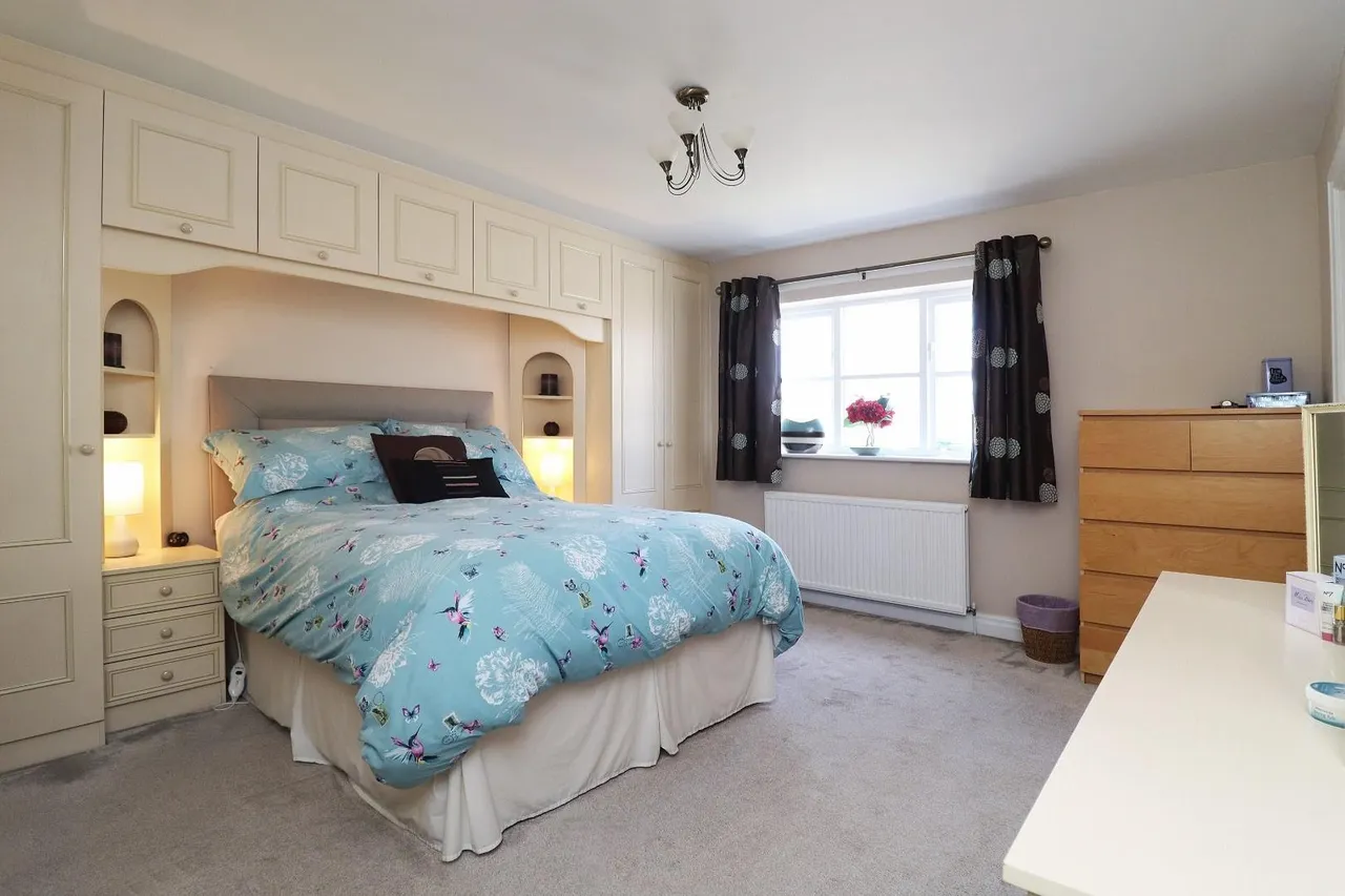 Grove Lane, Hale, Cheshire WA15 8LS, photo 13