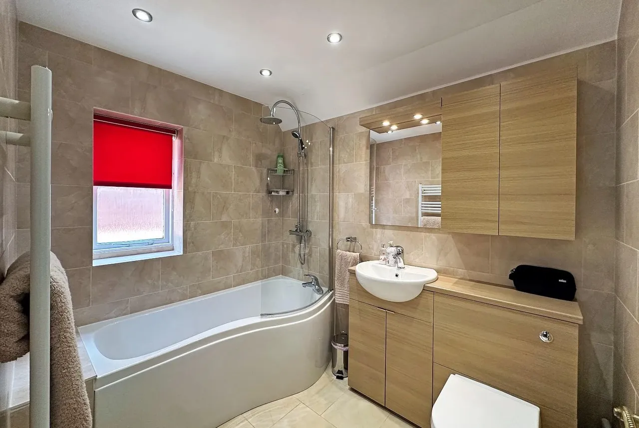 Grove Lane, Hale, Cheshire WA15 8LS, photo 20