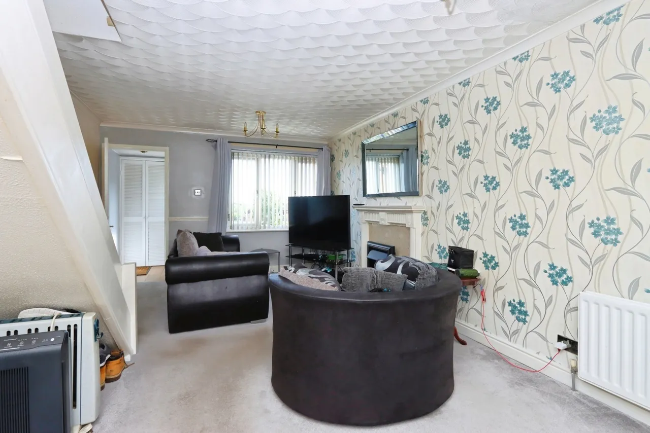 Meadowcroft Glade, Westfield, S20, photo 4