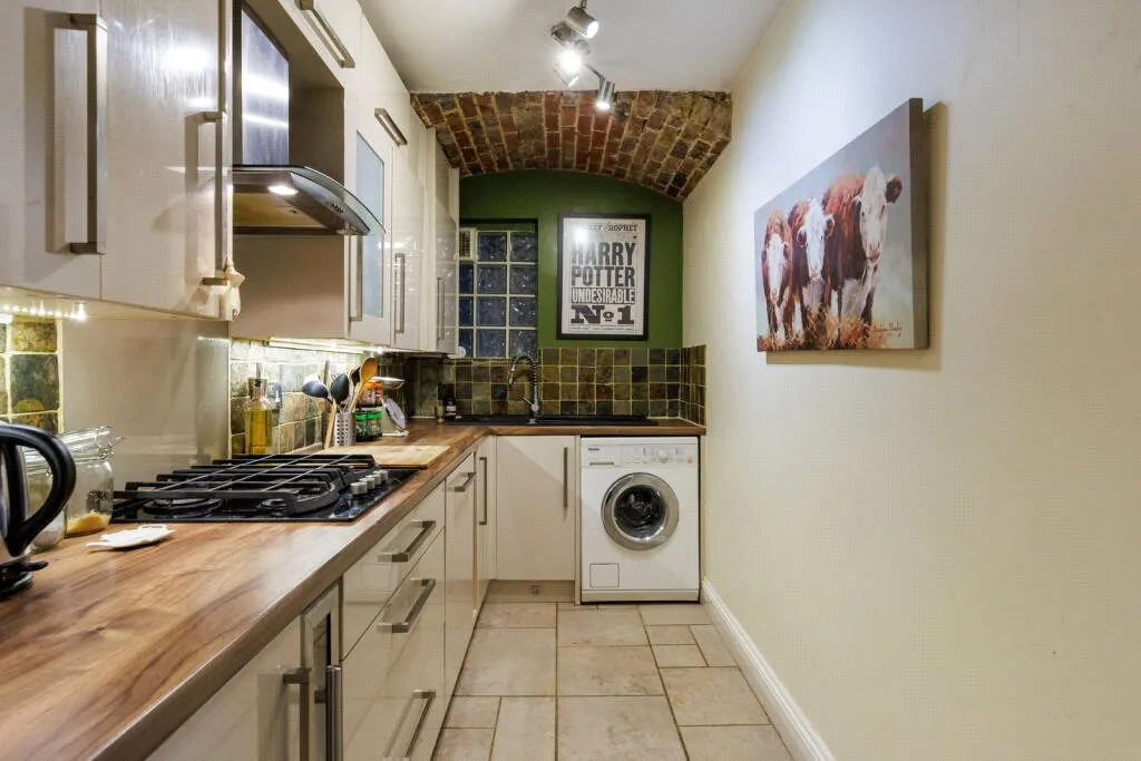 Sydney Road, Guildford, GU1, photo 13