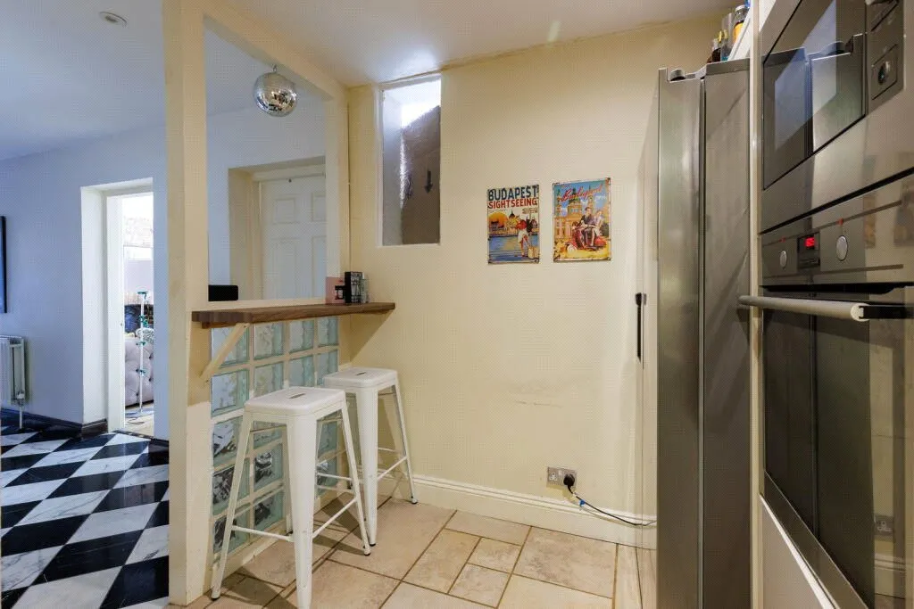 Sydney Road, Guildford, GU1, photo 11