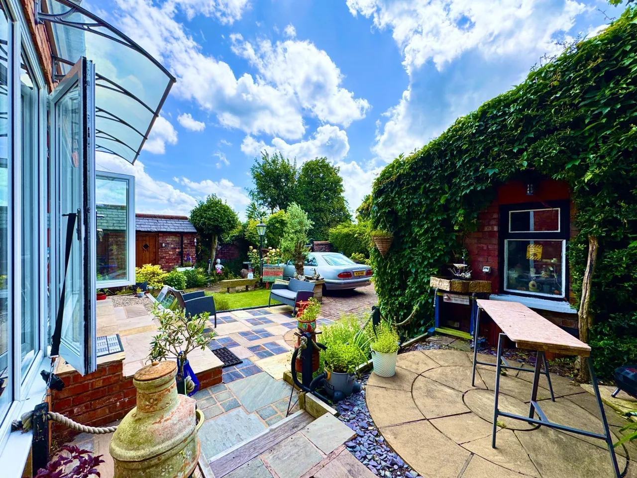 Dentons Green Lane, Dentons Green, photo 39