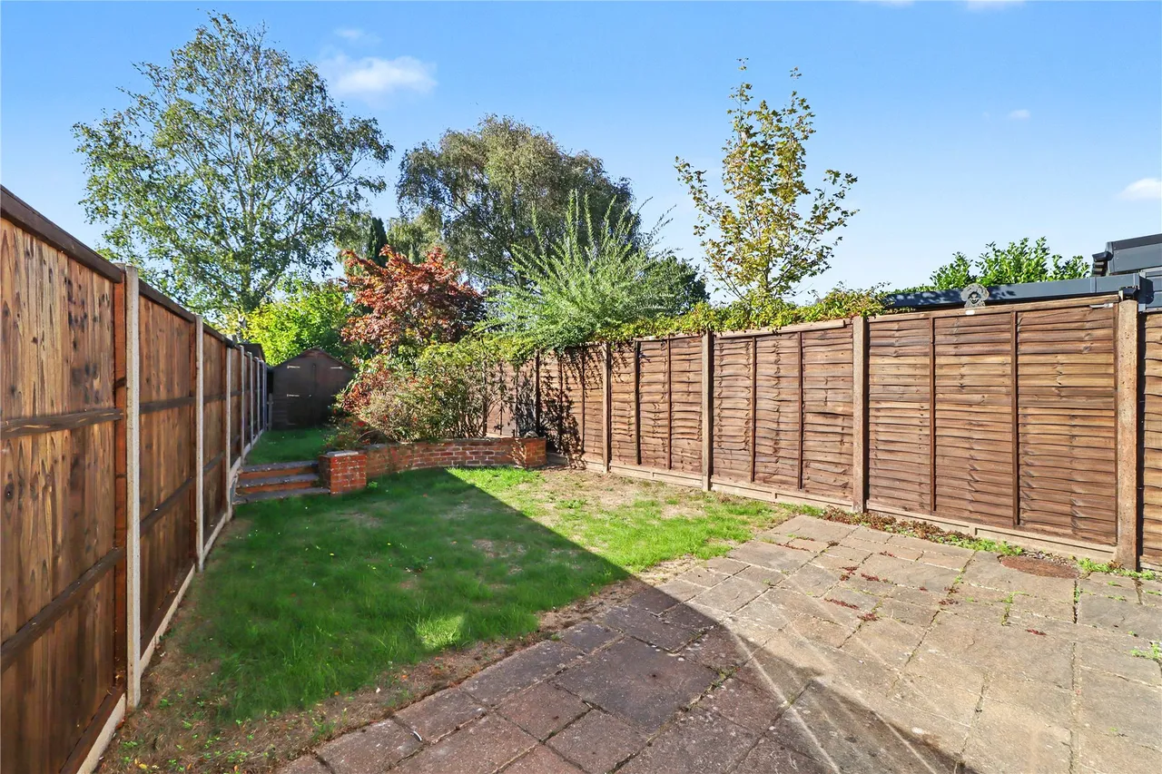Sundridge Road, Woking, GU22, photo 10