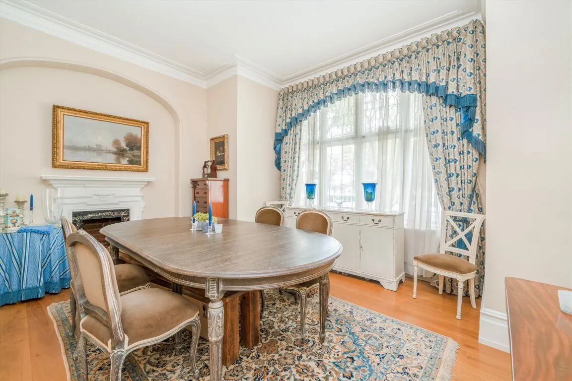 Esmond Road, W4, photo 9