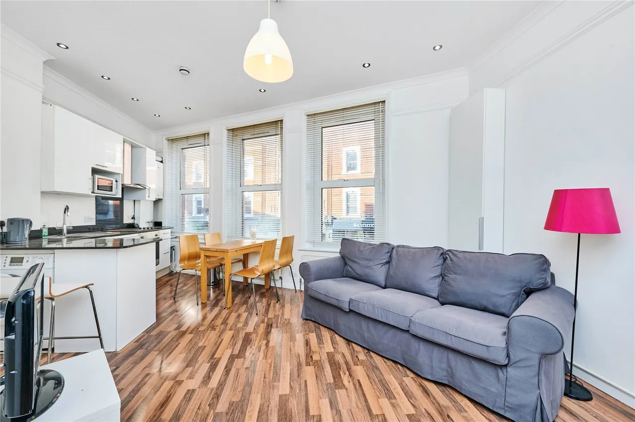 1 bed flat to rent, Fulham Road, Fulham, SW6