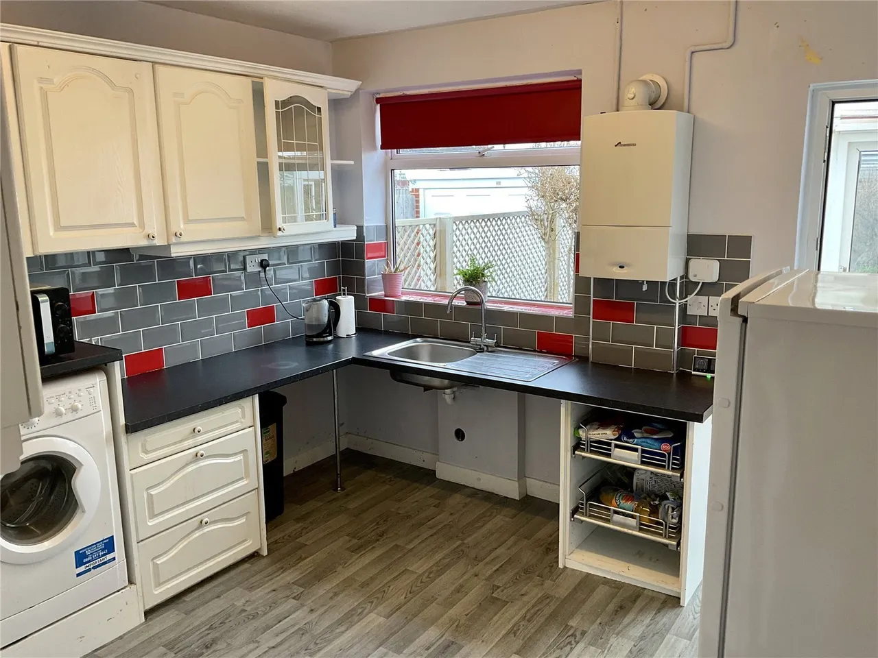 Charleston Avenue, Prestatyn, LL19, photo 5