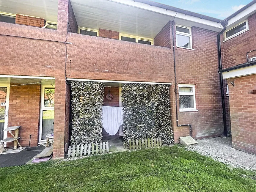 1 bed flat for sale — Blackbrook Court, Durham Road, Loughborough, LE11