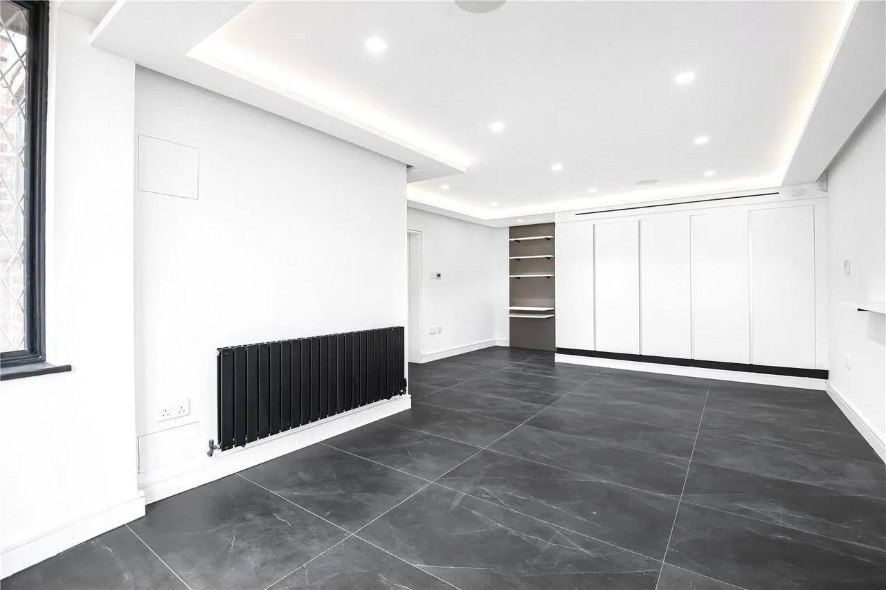 Forestdale, Southgate, N14 7DY, photo 11