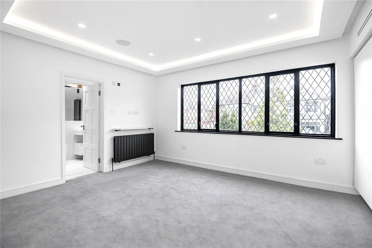 Forestdale, Southgate, N14 7DY, photo 16