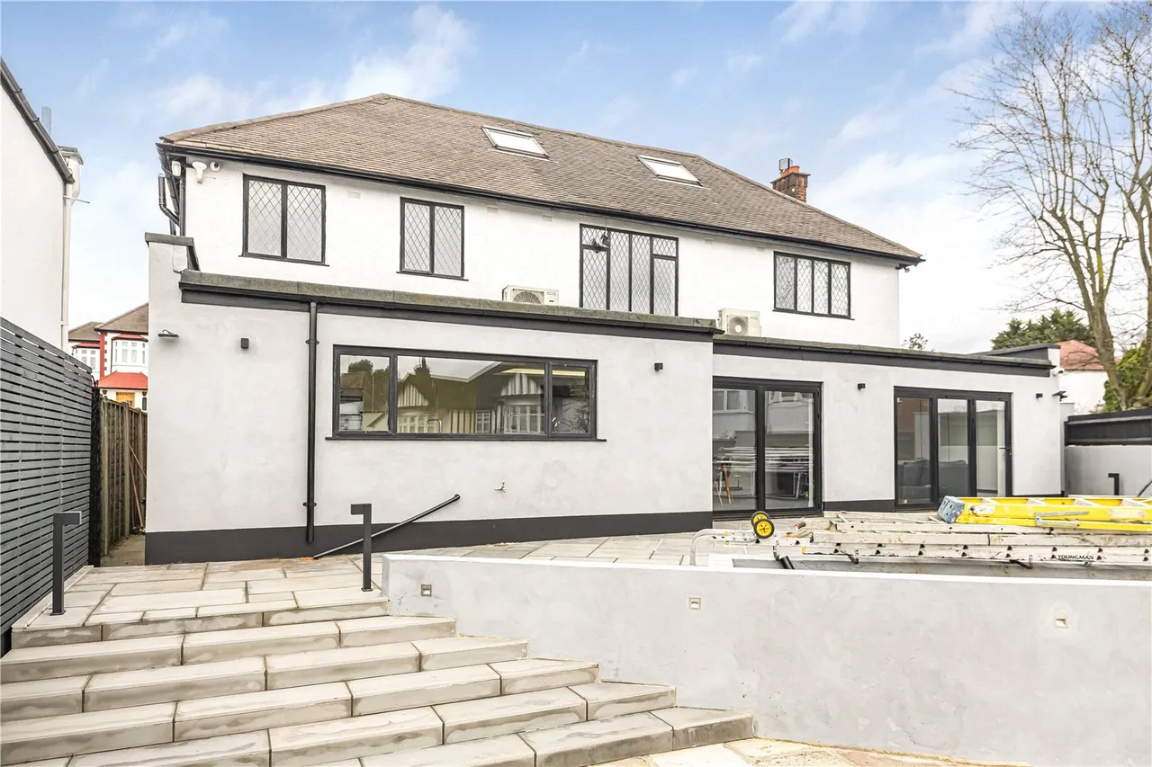 Forestdale, Southgate, N14 7DY, photo 31