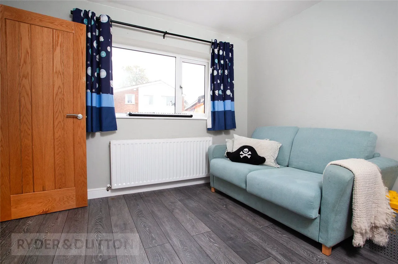 Cranbourne Road, Bamford, OL11, photo 22