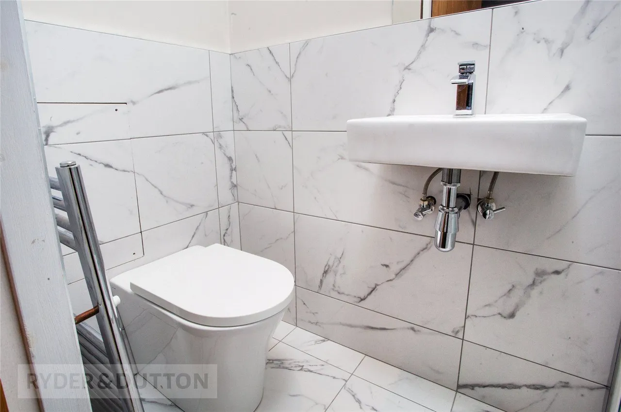 Cranbourne Road, Bamford, OL11, photo 19