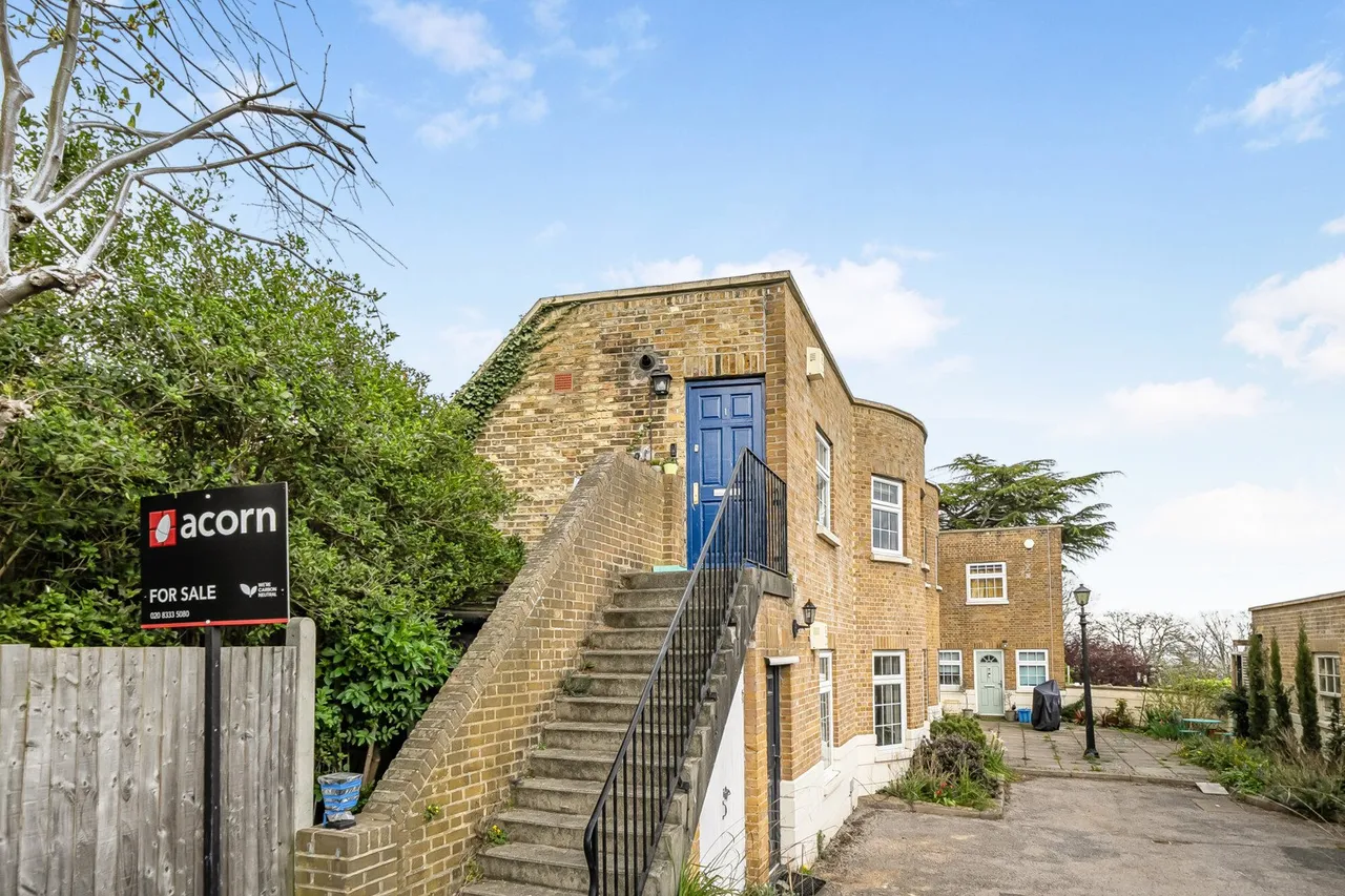 Coach House Mews, SE23, photo 15