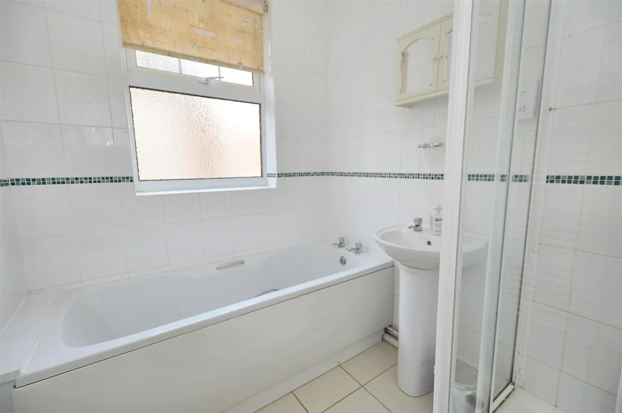Augusta Street, Sheringham, NR26, photo 15