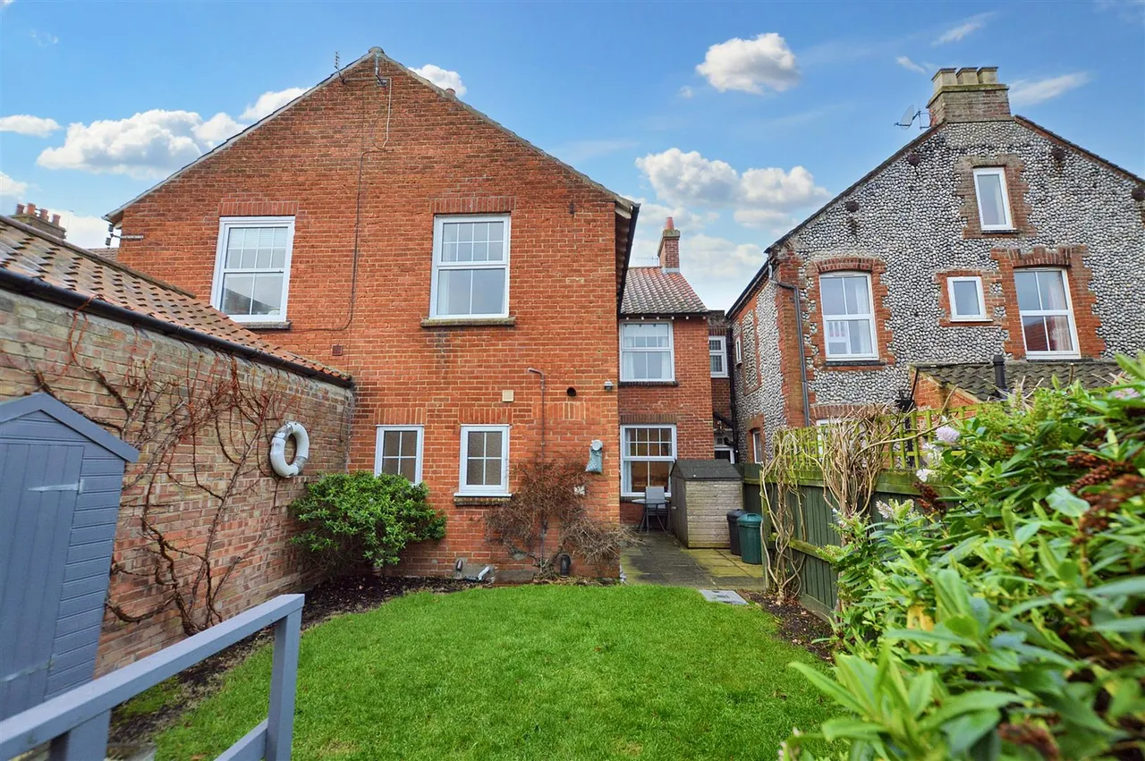Augusta Street, Sheringham, NR26, photo 12