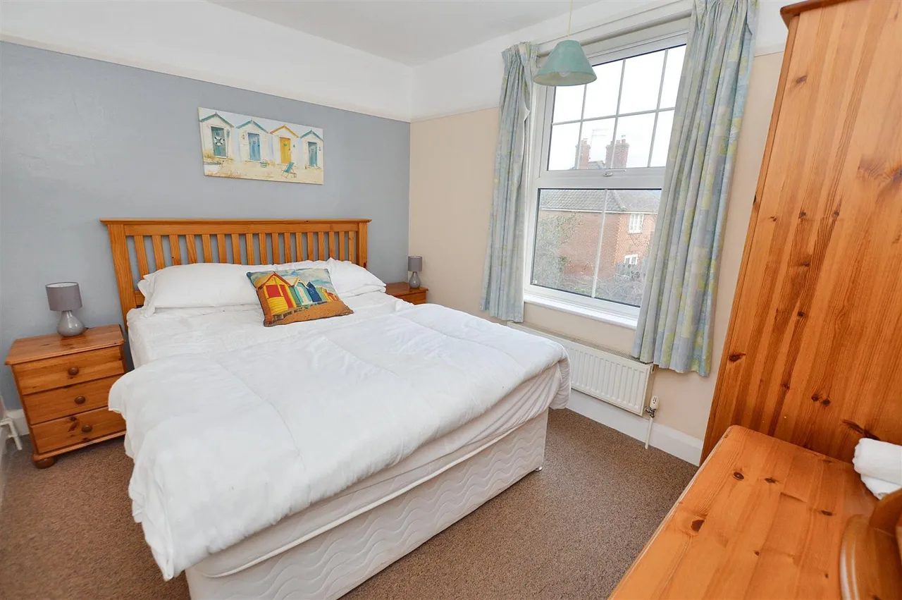 Augusta Street, Sheringham, NR26, photo 13