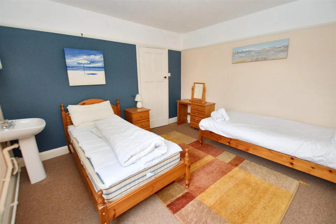 Augusta Street, Sheringham, NR26, photo 17