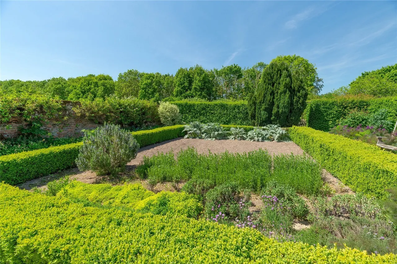 Ardleigh, Colchester, CO7, photo 20