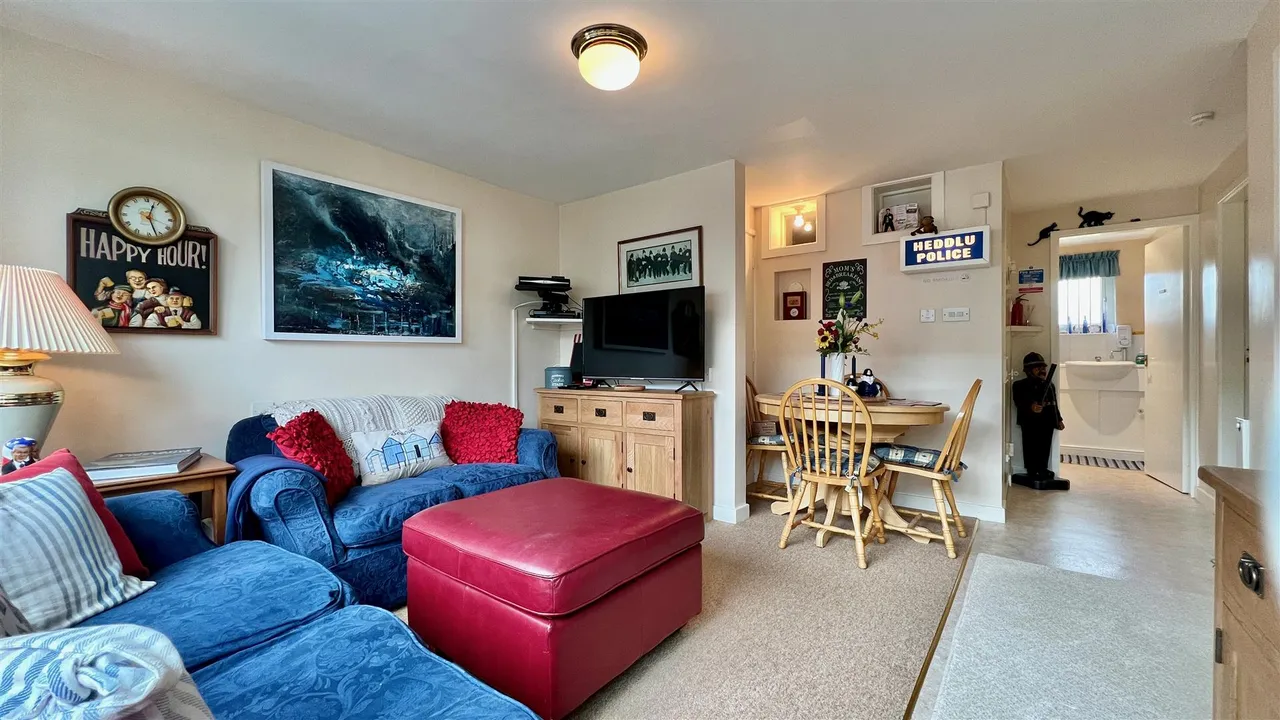 Ty Santony, Harlech, LL46, photo 14
