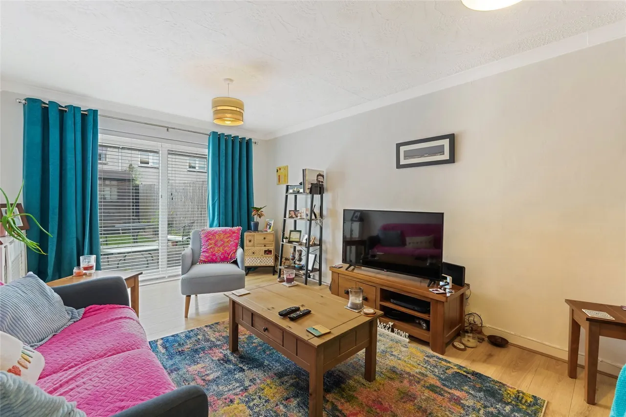 Pinebank, Livingston, West Lothian, EH54, photo 5
