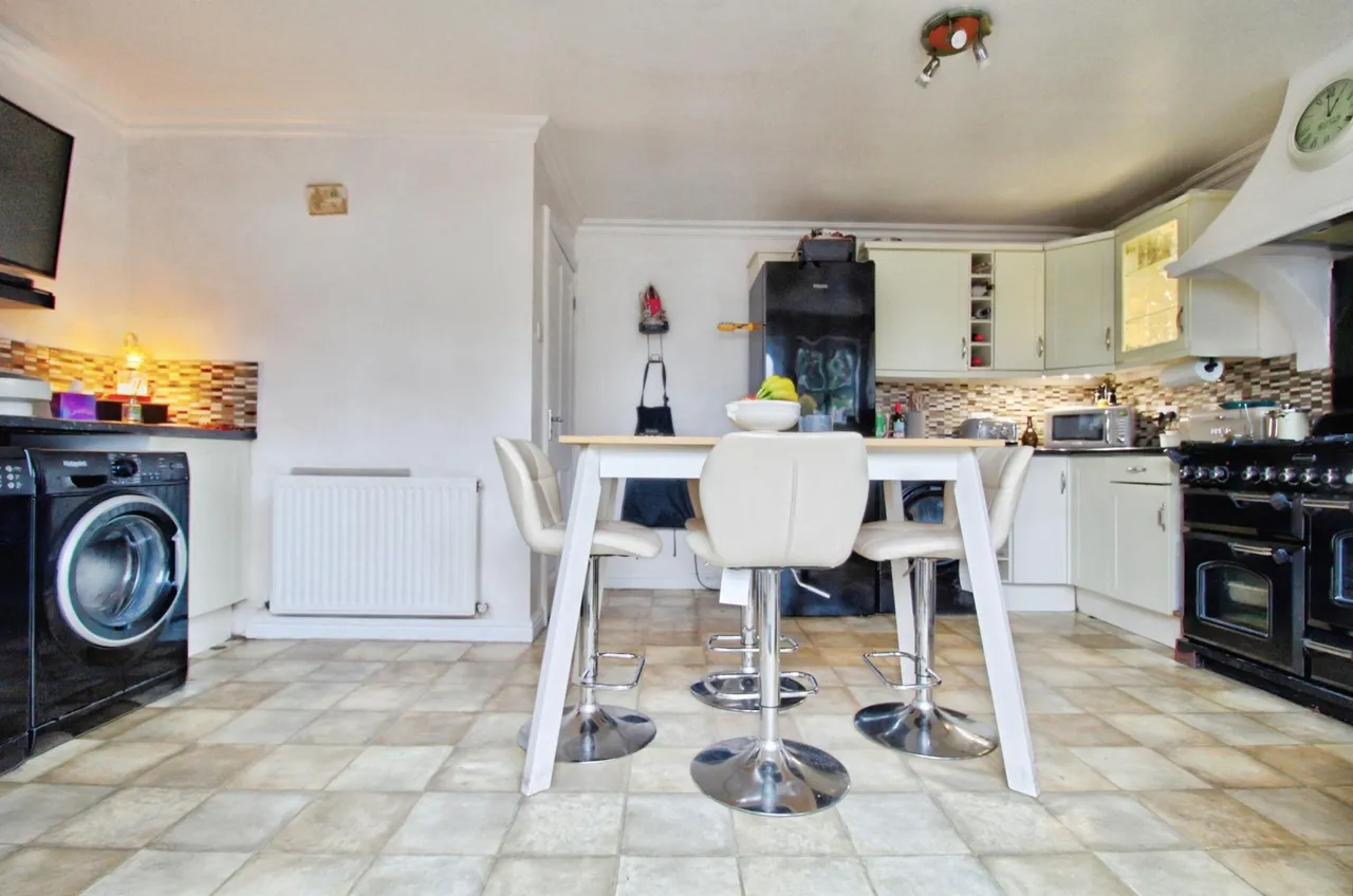 Wennington Road, Rainham, RM13, photo 10