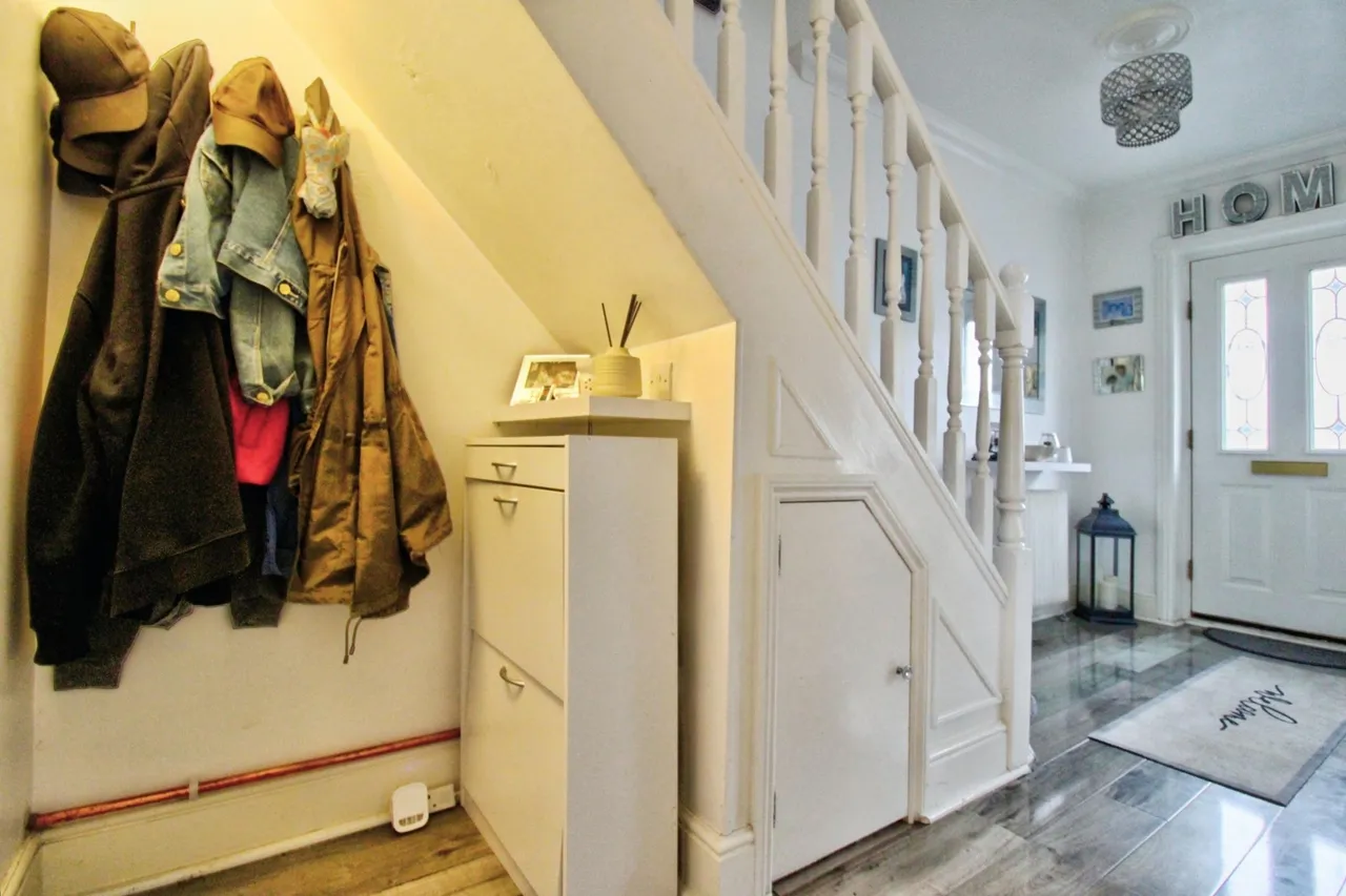 Wennington Road, Rainham, RM13, photo 6