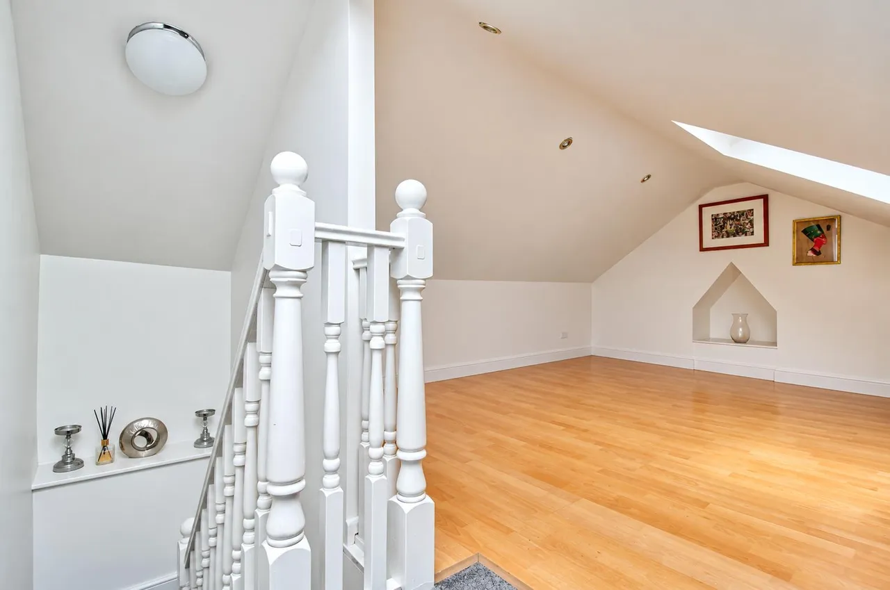 Wennington Road, Rainham, RM13, photo 17