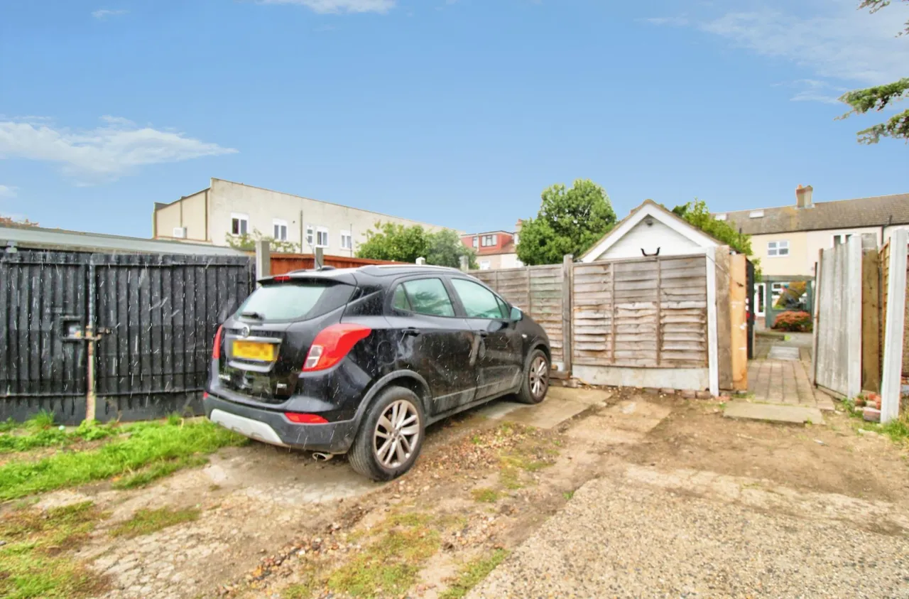 Wennington Road, Rainham, RM13, photo 28