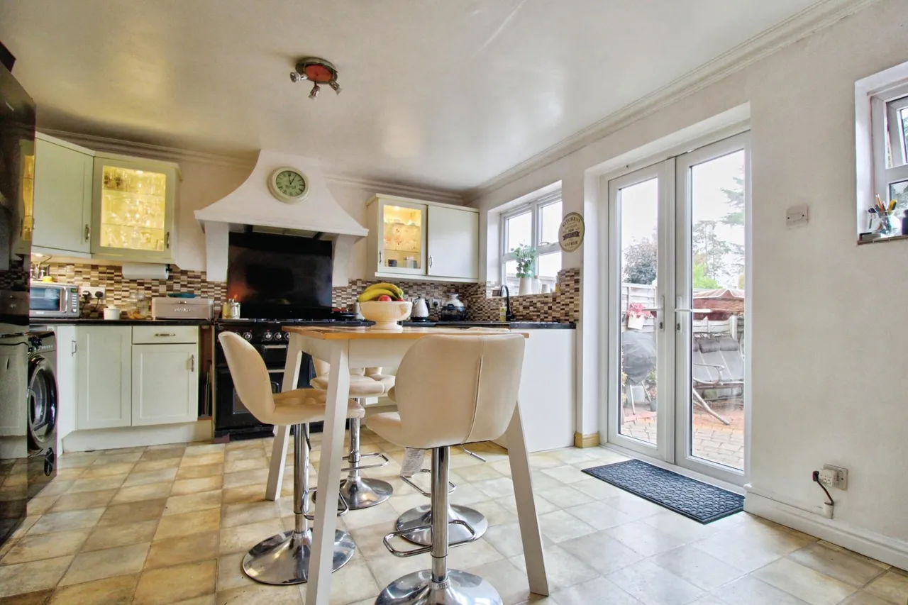 Wennington Road, Rainham, RM13, photo 9