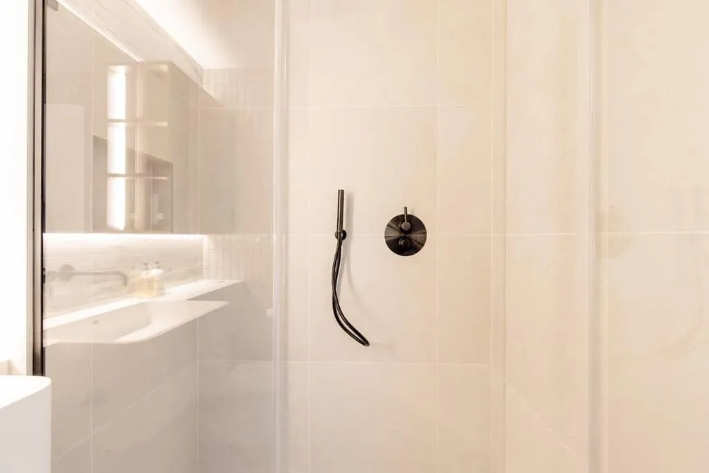 Saxon House, Kings Road Park, SW6, photo 12