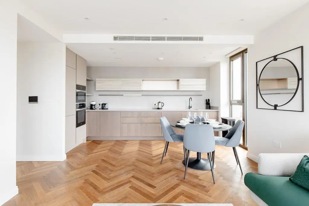2 bed flat to rent, Saxon House, Kings Road Park, SW6