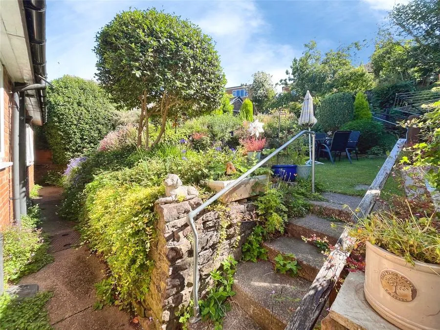 Coningsby Gardens East, Woodthorpe, NG5, photo 21