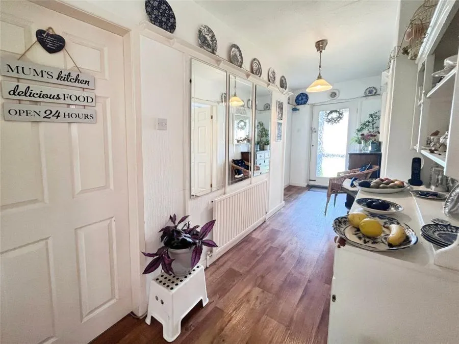 Coningsby Gardens East, Woodthorpe, NG5, photo 19