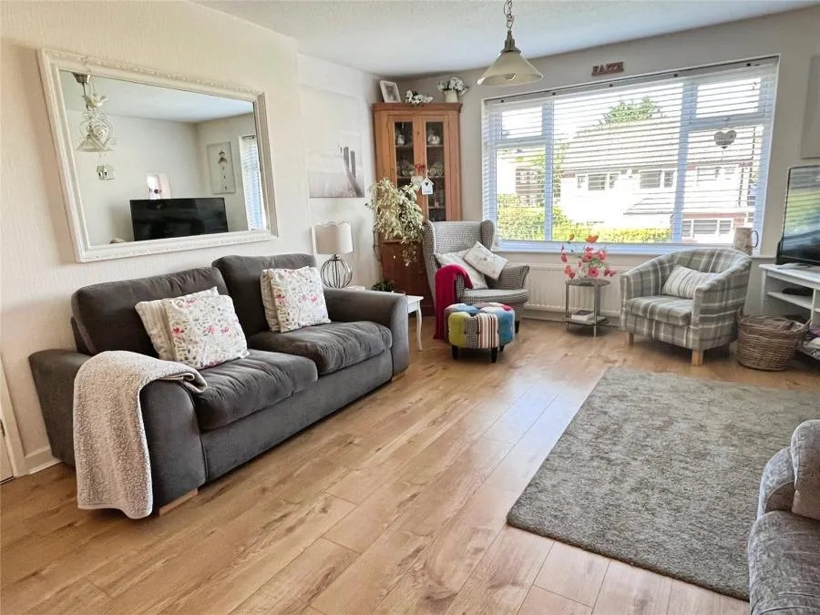 Coningsby Gardens East, Woodthorpe, NG5, photo 9