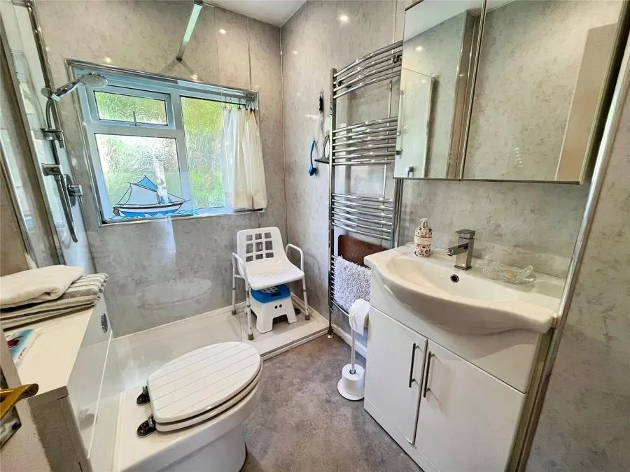 Coningsby Gardens East, Woodthorpe, NG5, photo 12