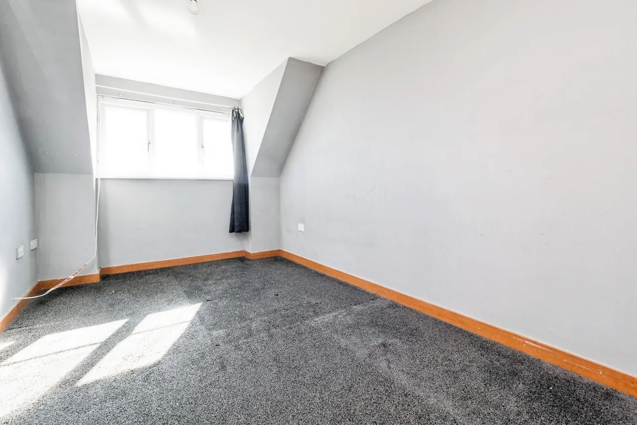 Kendal, Purfleet-on-Thames, RM19, photo 13