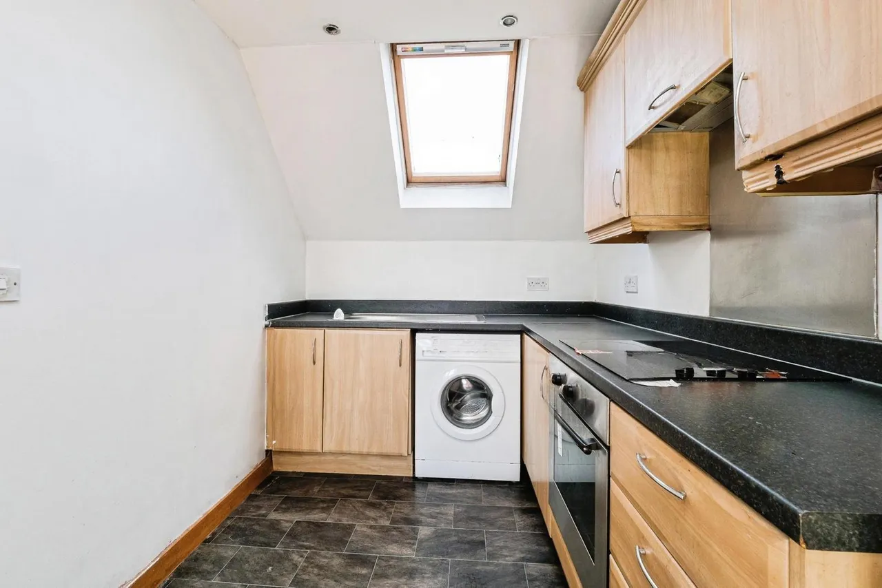 Kendal, Purfleet-on-Thames, RM19, photo 11