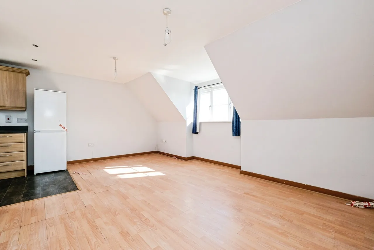Kendal, Purfleet-on-Thames, RM19, photo 3