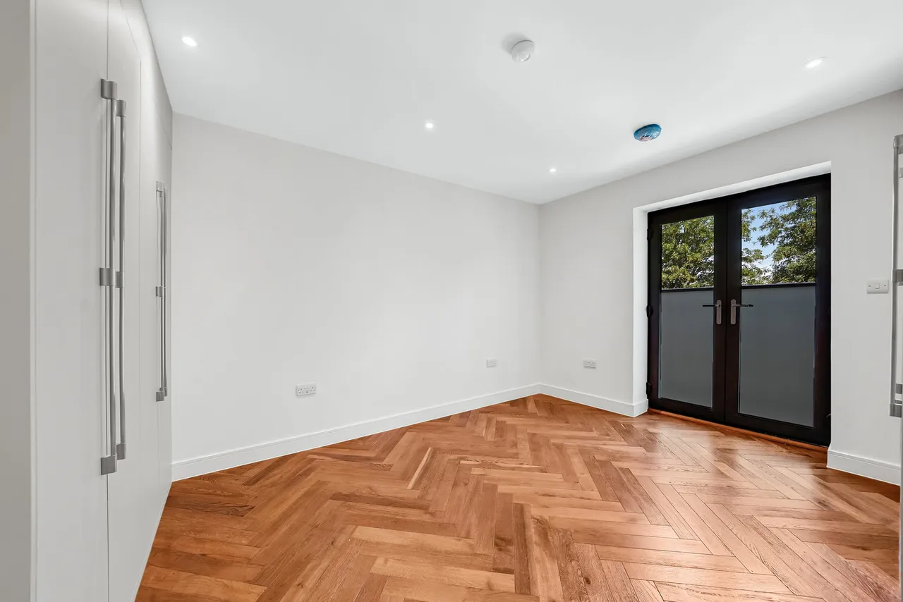 Magnolia Heights, Manor Road, Chigwell, Essex IG7, photo 7