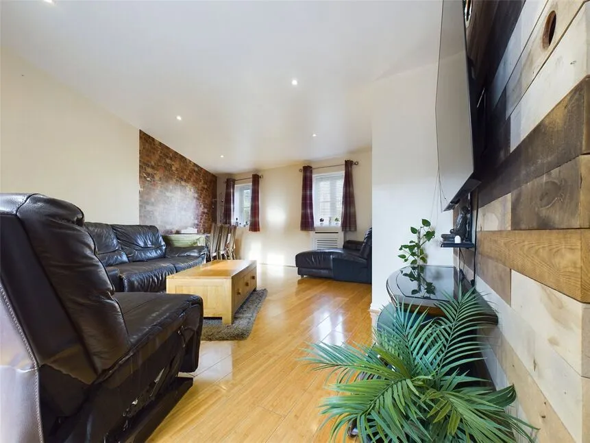 Bernwelle Avenue, Romford, RM3, photo 7