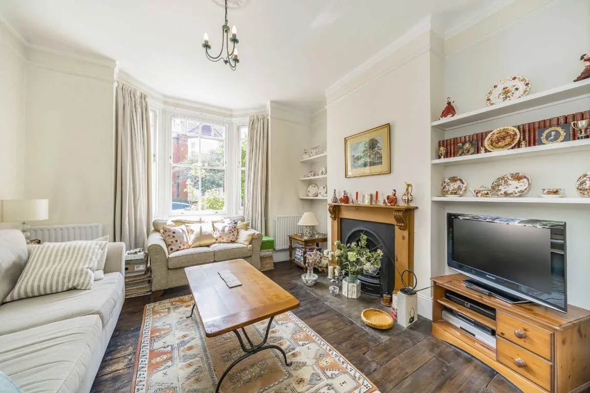 Gosberton Road, SW12, photo 2