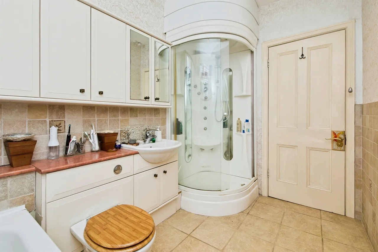 Whitaker Road, DERBY, photo 12