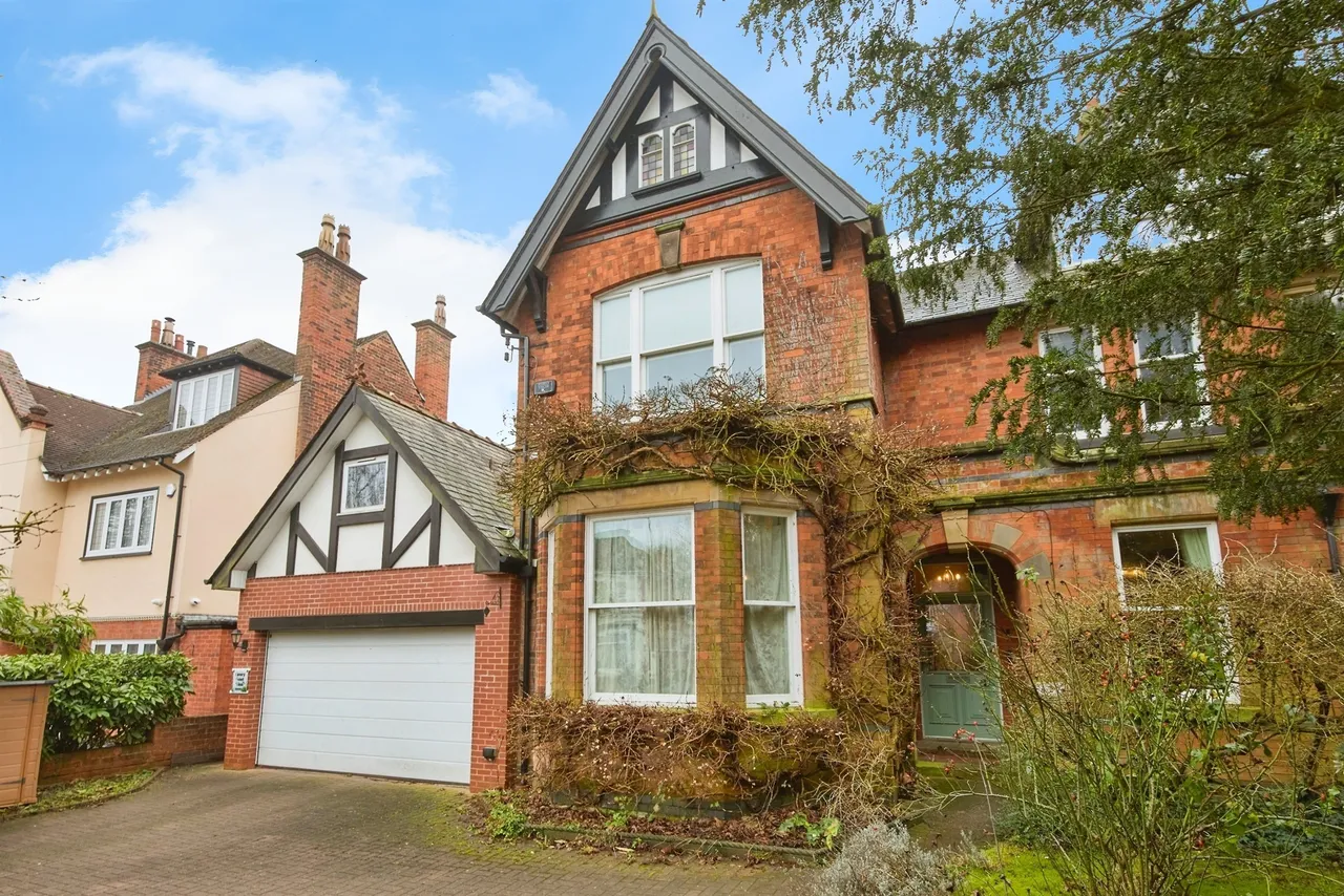 5 bed house for sale — Whitaker Road, DERBY