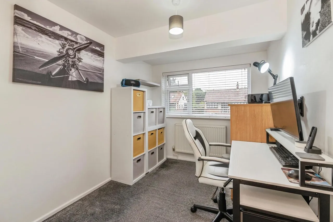 Southend Road, STANFORD-LE-HOPE, Essex, SS17, photo 10