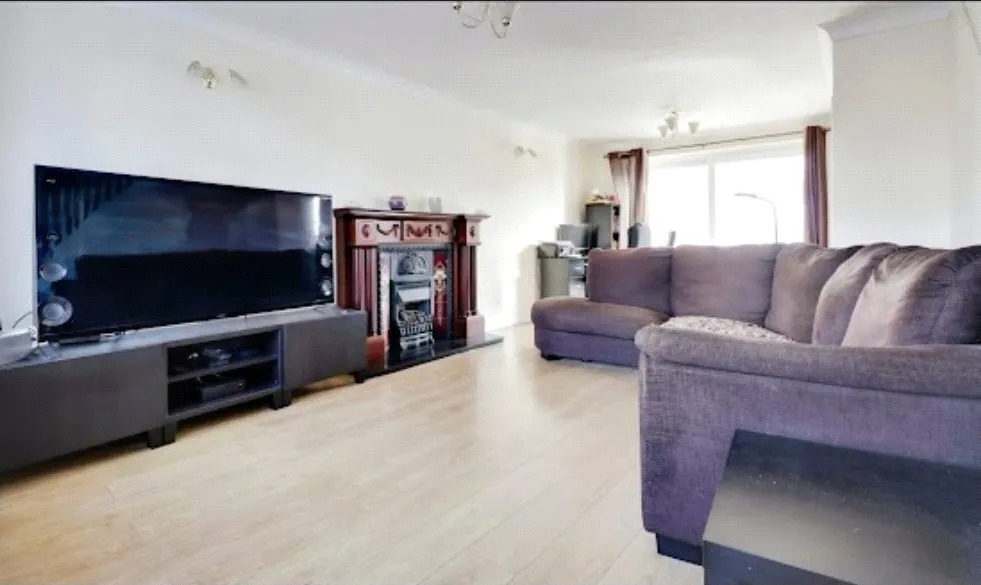 Sycamore Close, Ibstock, LE67, photo 4